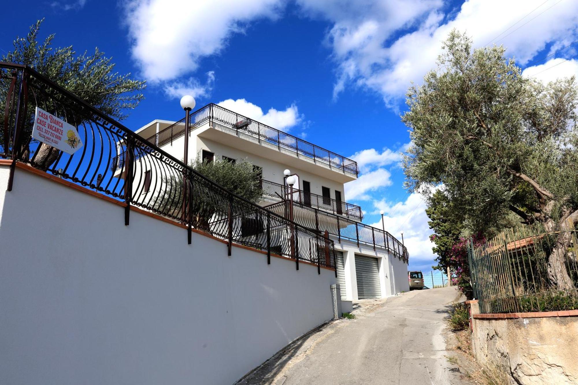 Trabia Casa Bianca A * Mandra Capreria